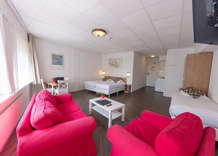 Joops City Centre Hotel