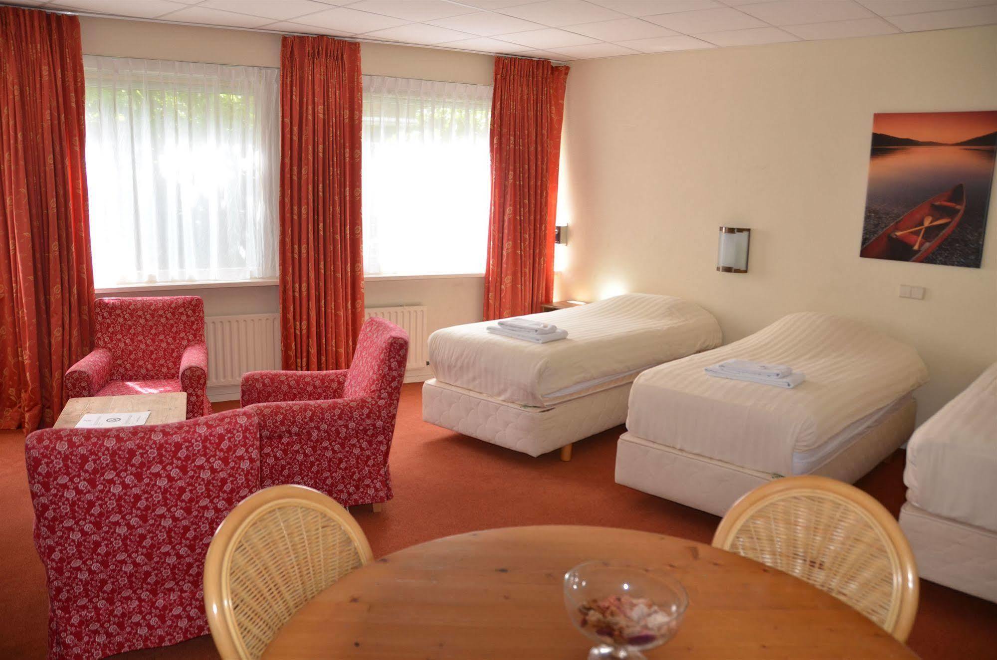 Joops City Centre Hotel